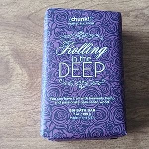 Perfectly Posh Rolling in the Deep Chunk Bar